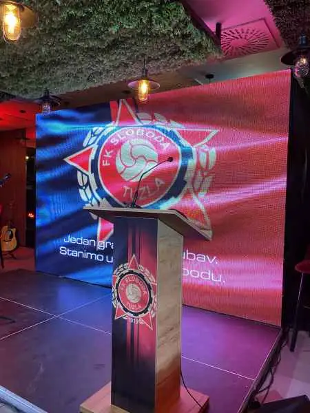 Zvjezdana noć Slobode, Tuzla