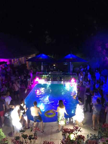 The Magic Mansion, Gornja Tuzla